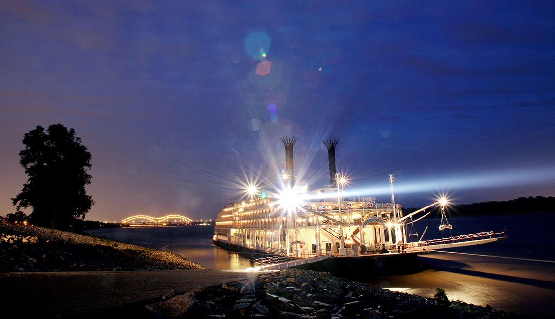 Night View Of A Paddlewheel Cruise In Memphis Tennessee, Second Honeymoon Destinations