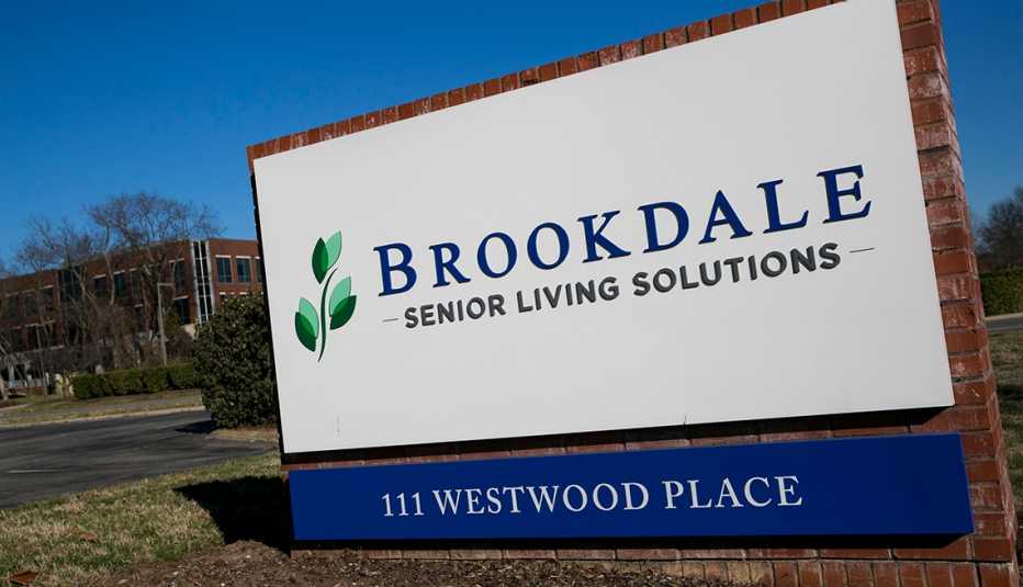 outdoor sign for brookdale senior living solutions