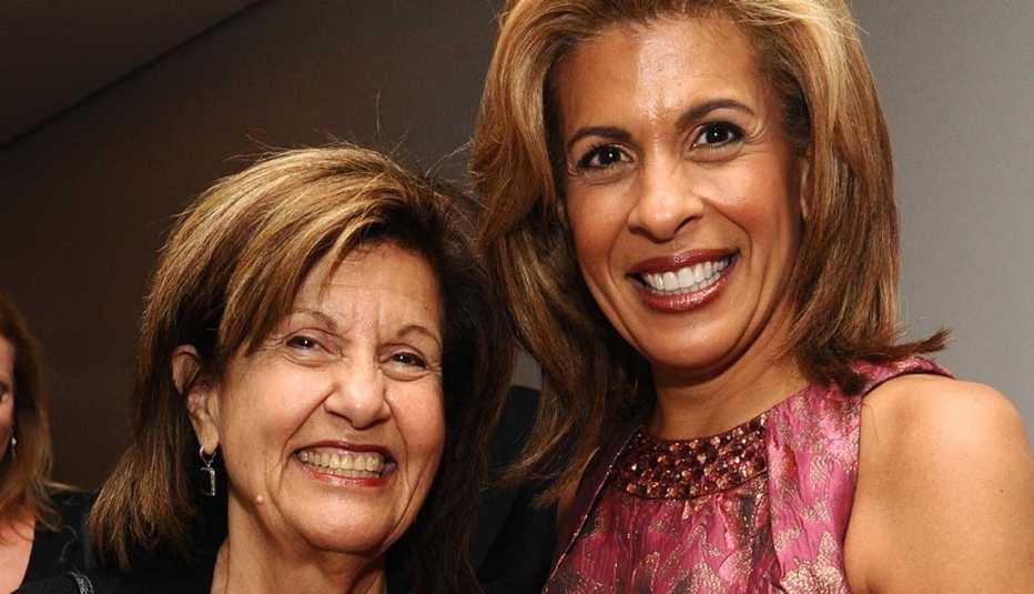 Hoda Kotb, Celebrity Mother's Day Gifts