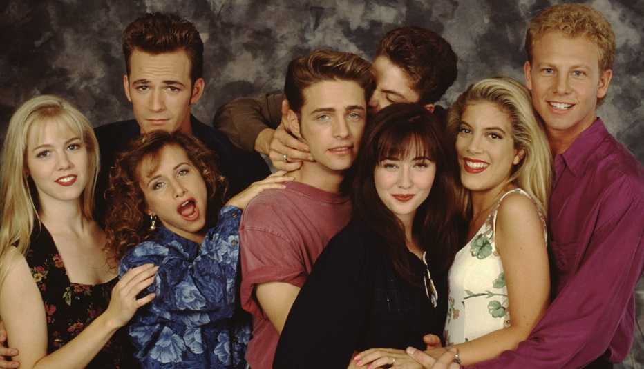 cast of the television show Beverly Hills 90210