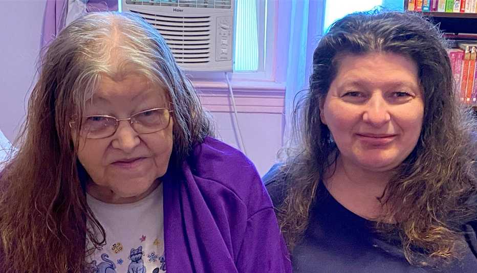 Bobbi Dempsey and her mother Marcelle a few months before Marcelle's death 