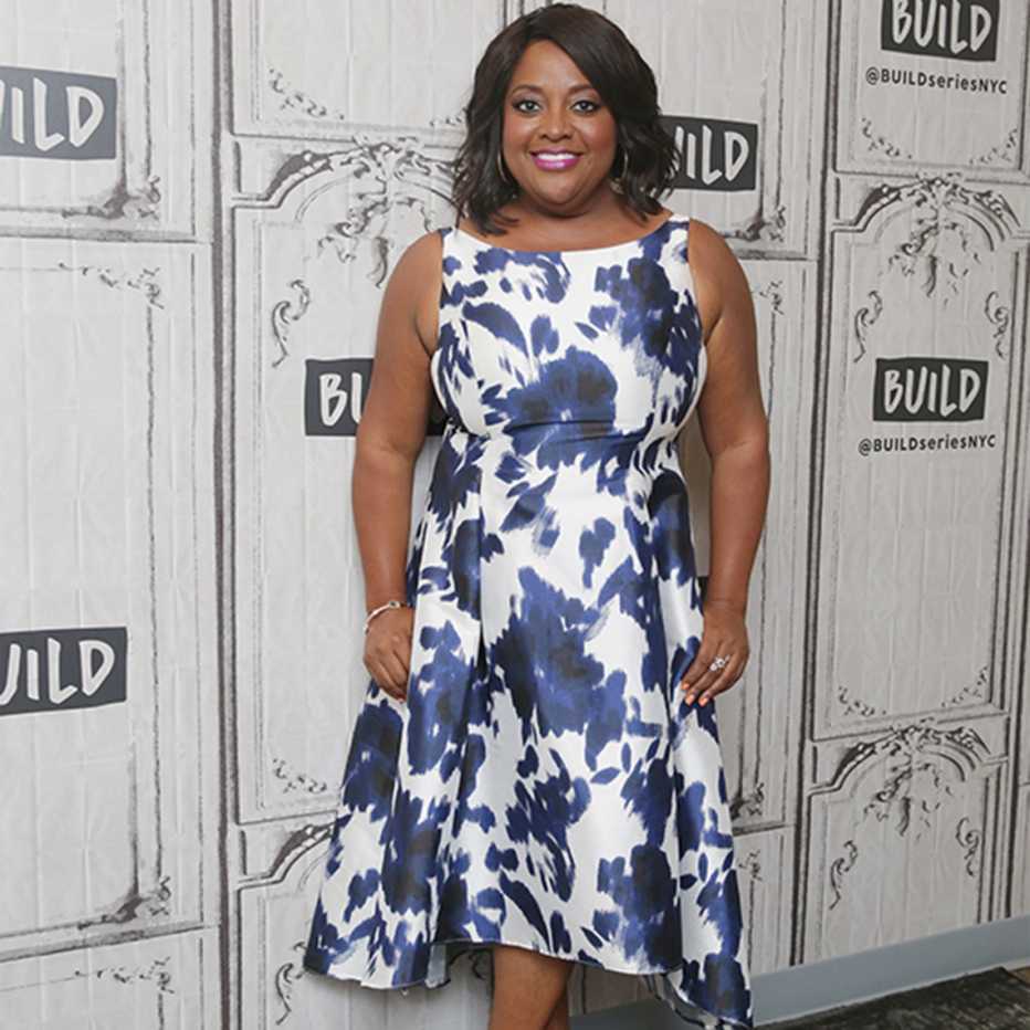 Sherri Shepherd in curvy dress