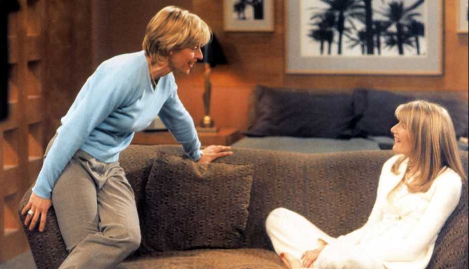 ellen degeneres and laura dern on the coming out episode of the ellen show