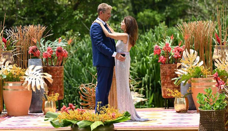 Gerry Turner and Theresa embrace outside on the finale of "The Golden Bachelor."