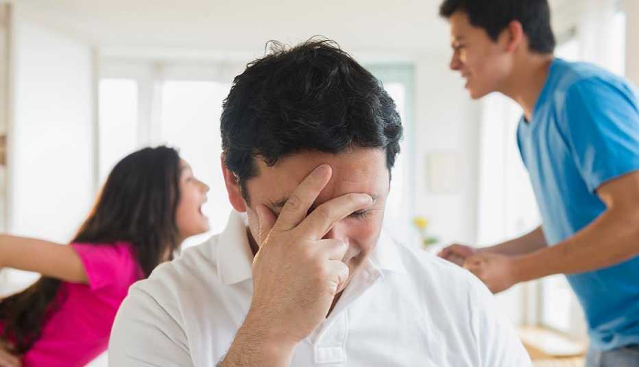Should Parents Play Peacemakers Between Their Adult Kids 