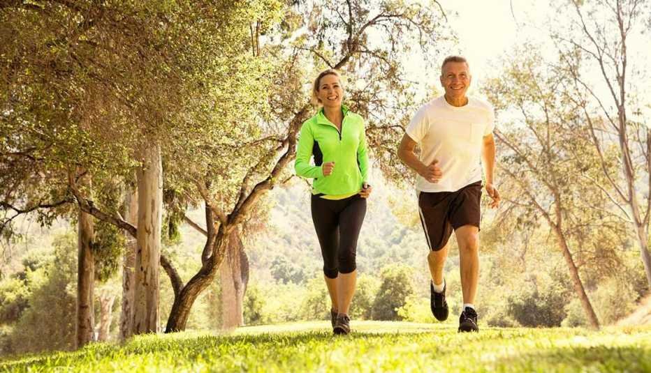 5 Reasons Your Comfy Activewear Really Stinks 