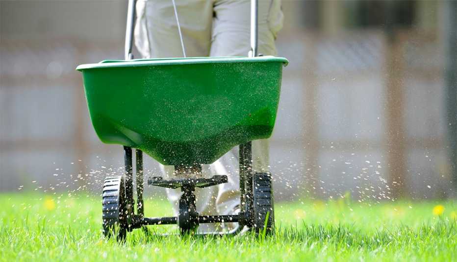 Spring lawn fertilizing