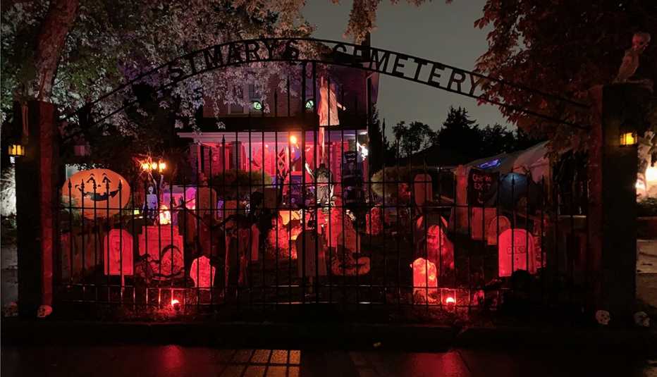 Starting in August, Nancy McDowall-Dunford began decorating her home for Halloween. 