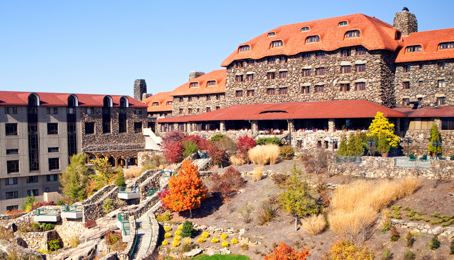 the omni grove park inn in downtown asheville north carolina