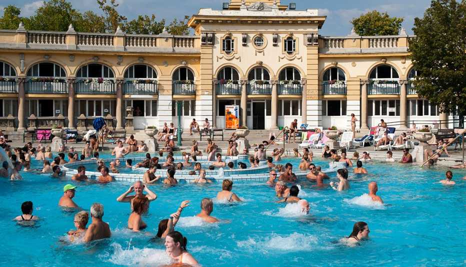 Szechenyi Baths in Budapest