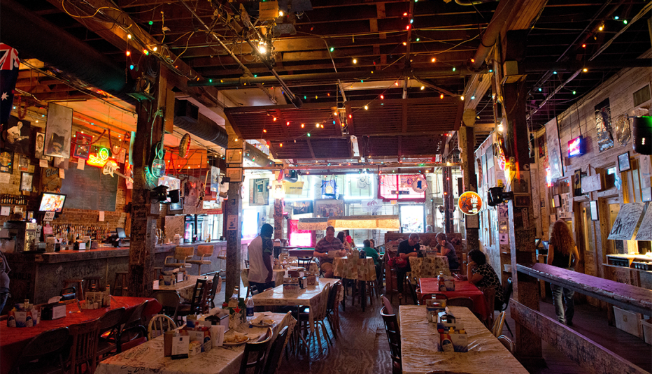ground zero blues club in clarksdale mississippi
