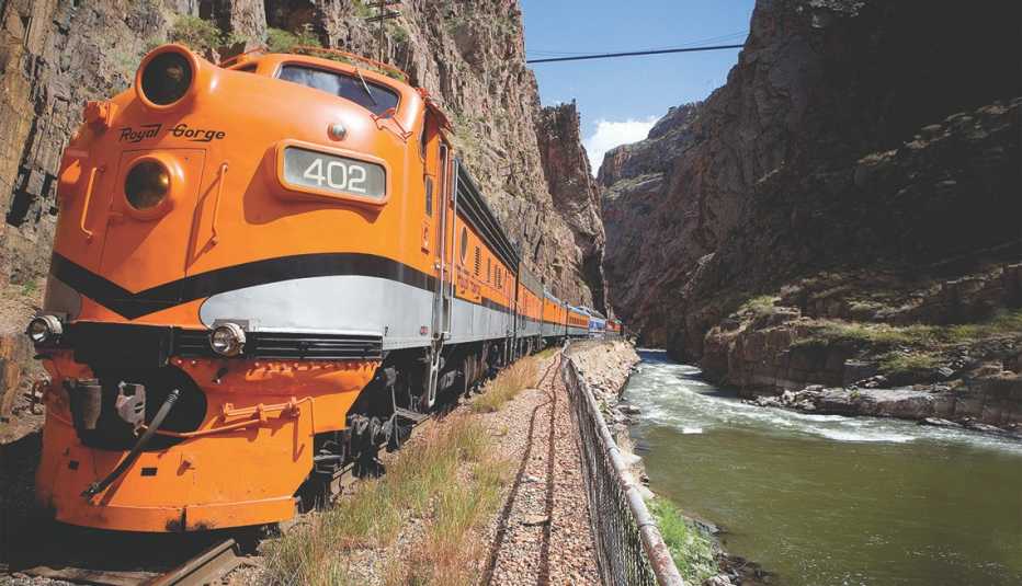 Royal Gorge Route Train traveling along tracks in Colorado