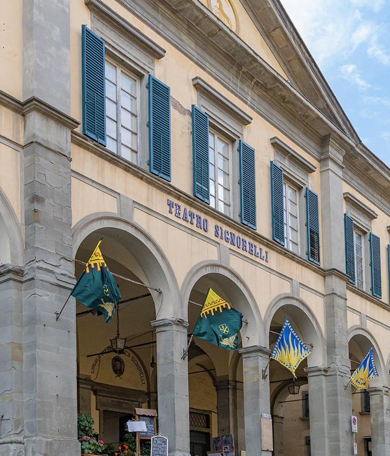outside view of teatro signorelli theater