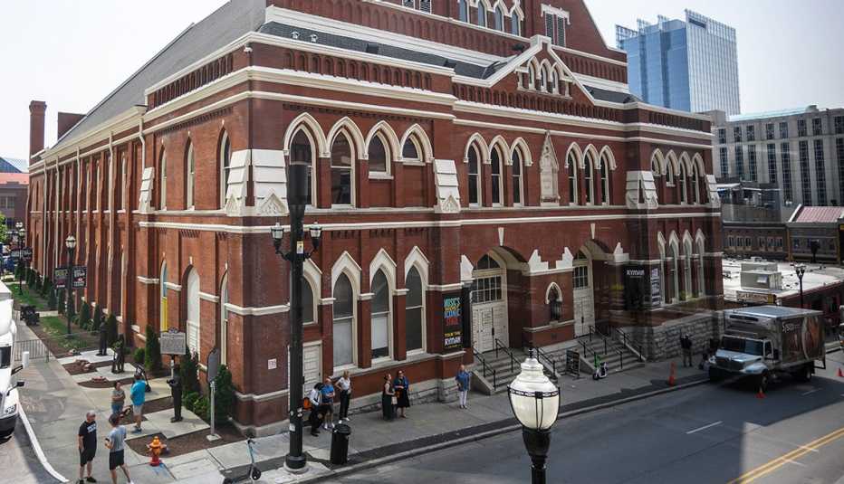 exterior of the ryman music venue
