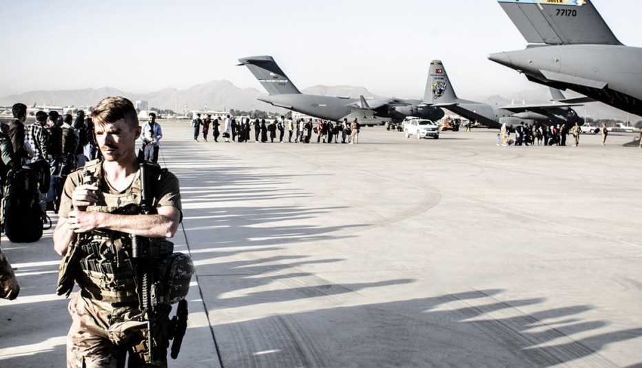 scene at the military part of the Kabul airport