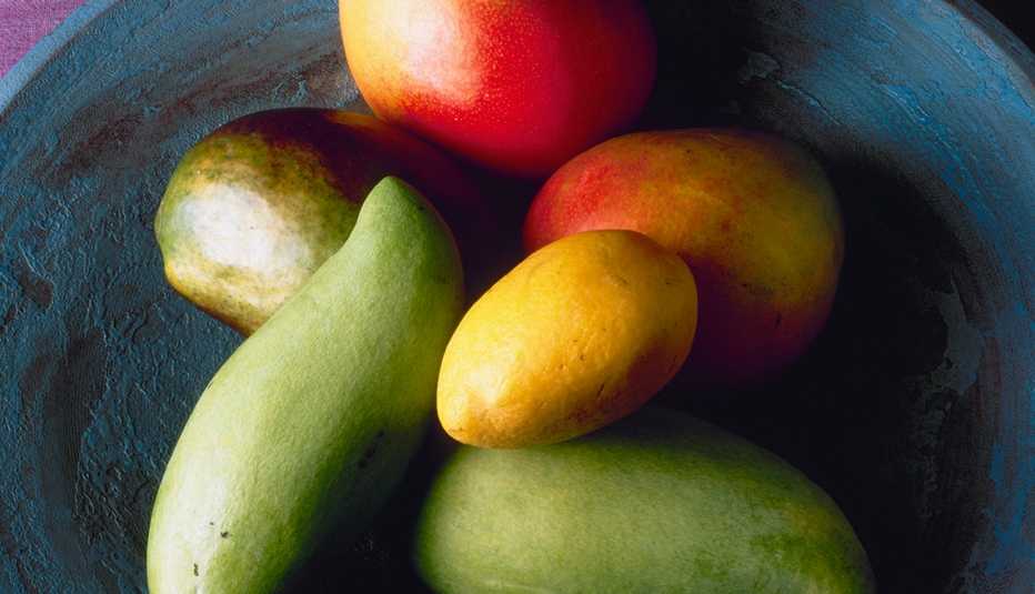 Alimentos altos en calorías, pero buenos para su salud