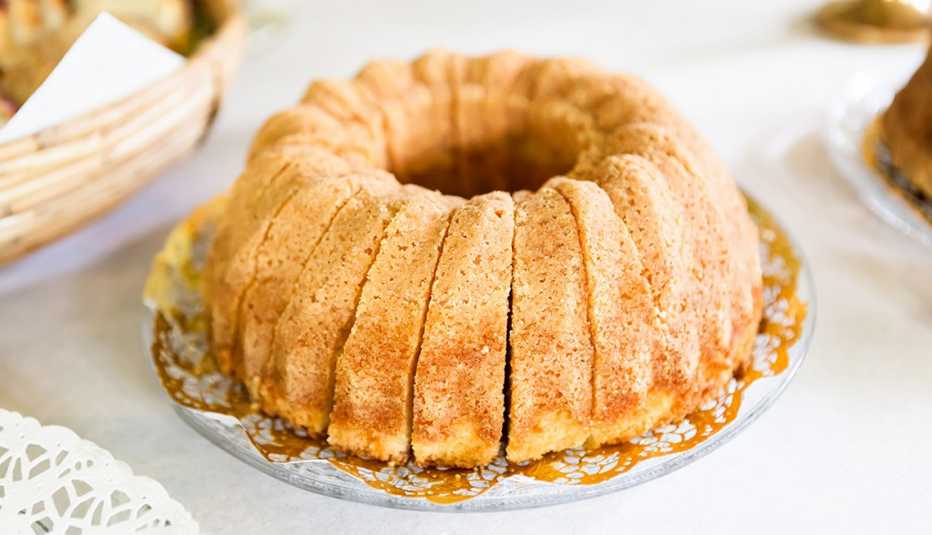 Postre de una panetela con ron