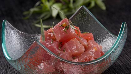 Ceviche de salmón - Receta del Chef Douglas Rodríguez