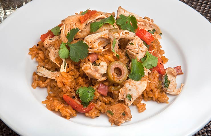 Arroz con pollo a lo Colombiano - Receta de Denisse Oller