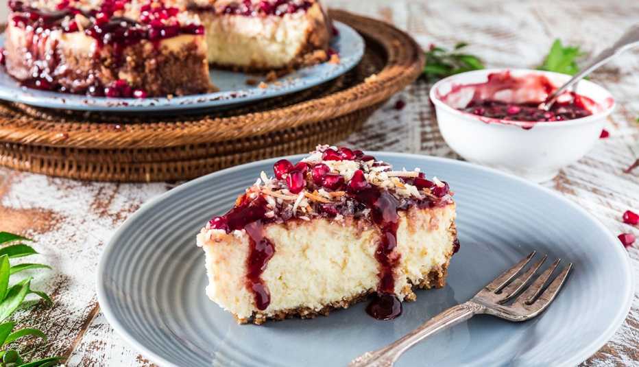 Cheesecake de coco y granada