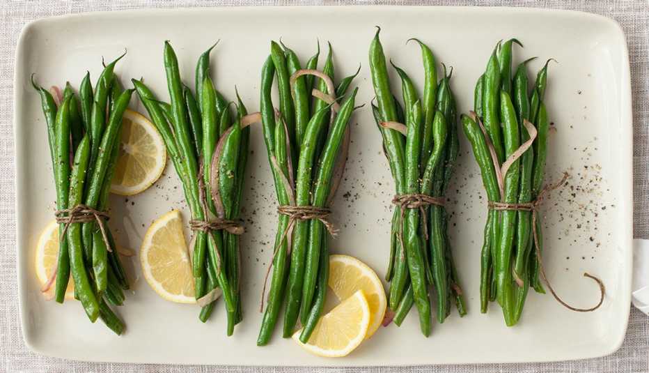 Vegetales y frutas indispensables en las cocinas latinas