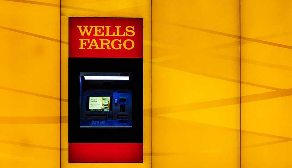 Cajero automático de Wells Fargo, Charlotte, Carolina del Norte, EE.UU.