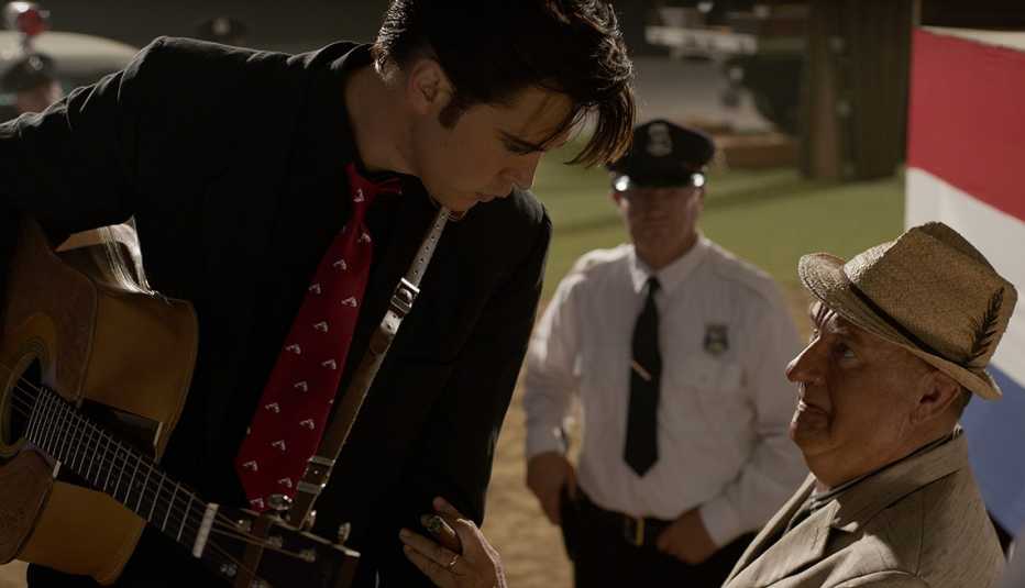 Una escena del filme "Elvis".