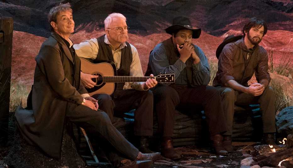 Martin Short, Steve Martin, Kenan Thompson y Mikey Day en Maya and Marty.