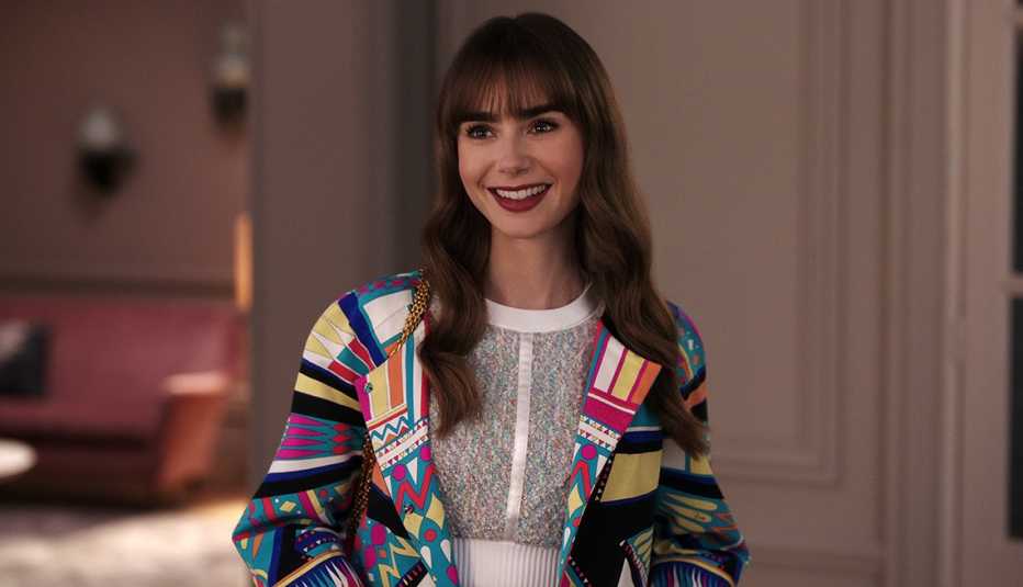 Lily Collins en "Emily in Paris".