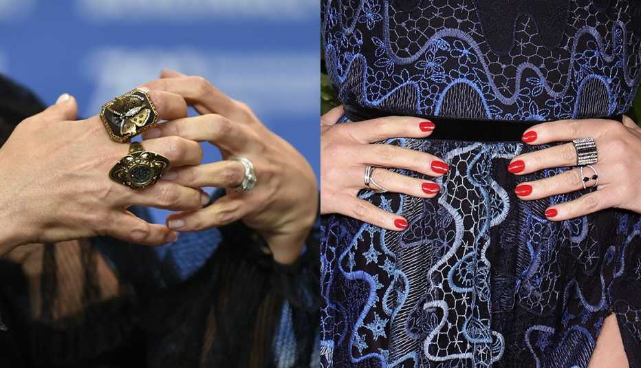 Primer plano de las manos y los anillos de las actrices Salma Hayek (izquierda) y Jane Krakowski (derecha).