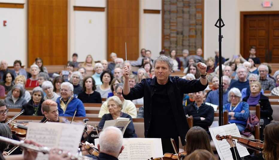 El director Ronald Braunstein