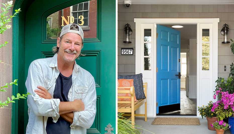 Ty Pennington en la entrada de una casa
