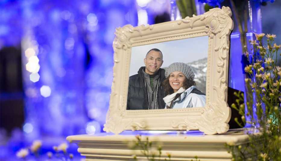 Portarretrato con la imagen de una pareja