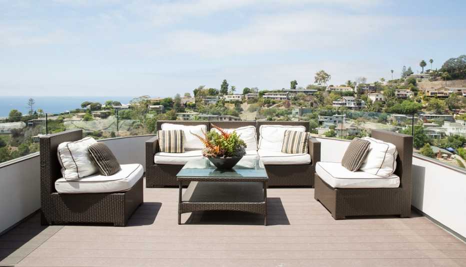 Guía práctica para elegir los muebles de patio