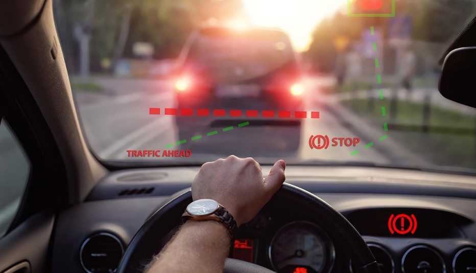 Sistema de frenado automático de un automóvil.