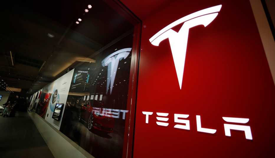 Logo de Tesla