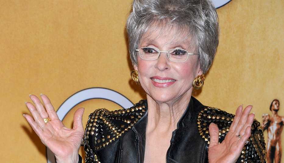 Rita Moreno - Abuelas famosas