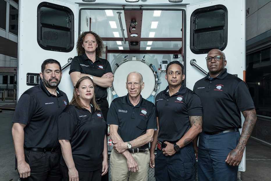 UTHealth Mobile Stroke Unit Consortium, dirigido por el Dr. Jim Grotta.