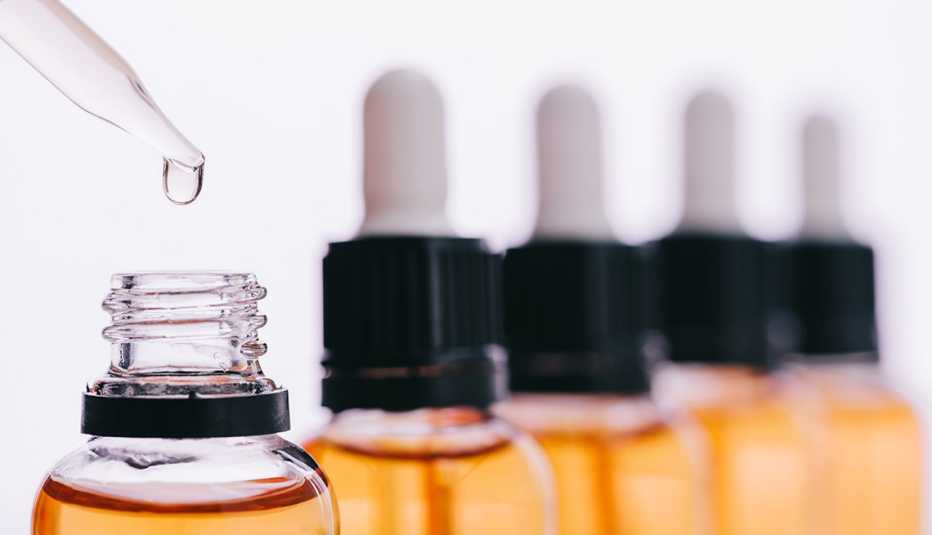 Frascos de cannabidiol