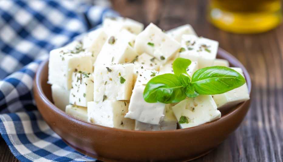 Queso feta en cubos