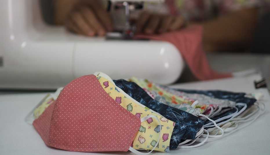 Mascarillas hechas en casa