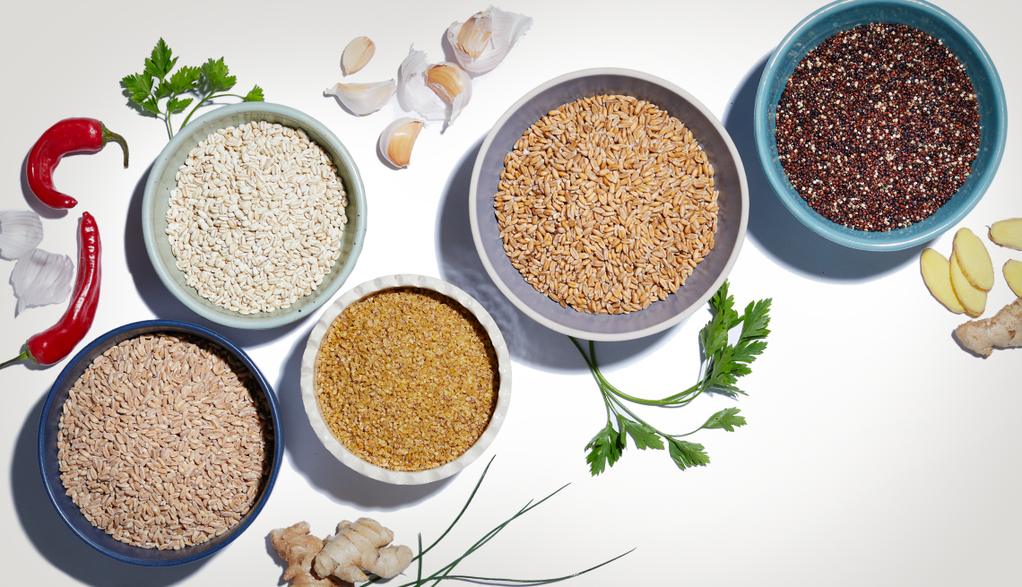 Varios platillos con diferentes cereales
