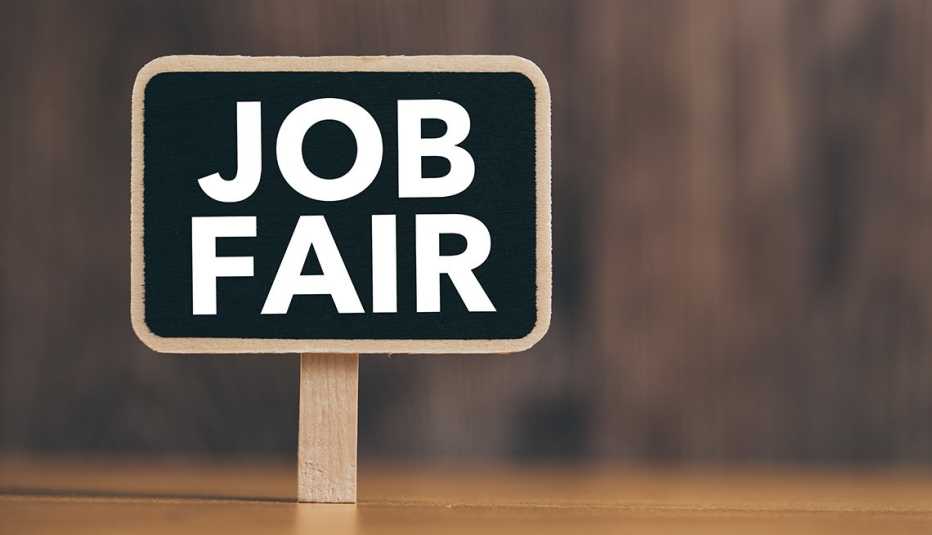 Señal que dice en inglés Feria de trabajo