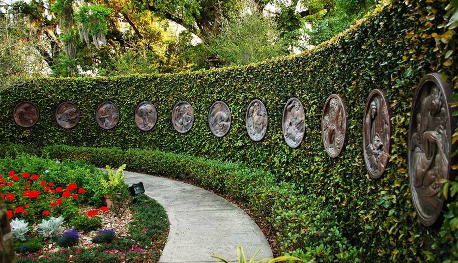 Jardín de esculturas en el Albin Polasek Museum