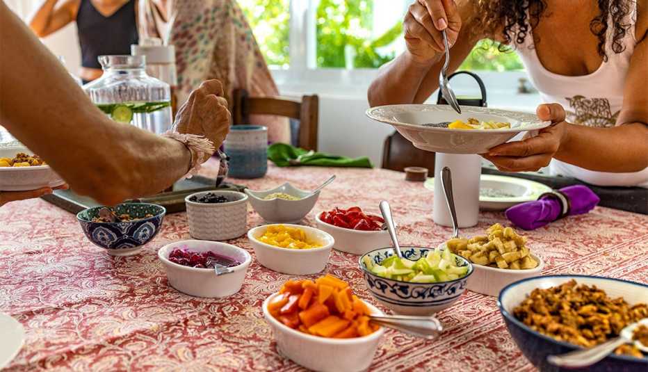 Comidas orgánicas servidas en Casa Alternavida en Puerto Rico