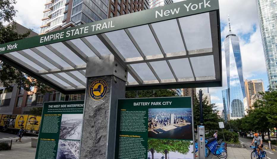 Quiosco del sendero Empire State en Lower Manhattan