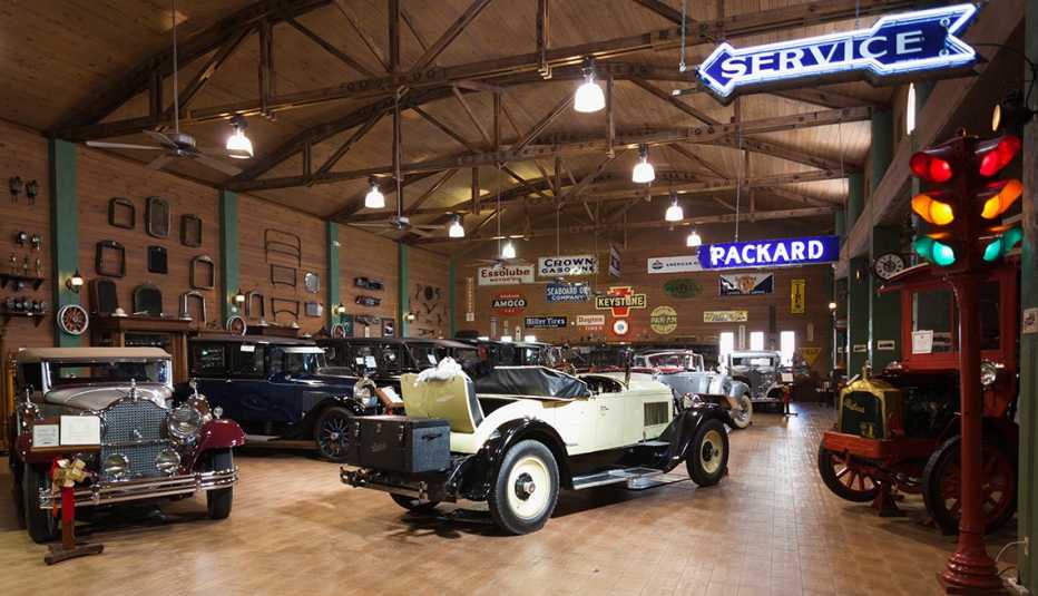 Antique Car MMuseos de autos antiguosuseum
