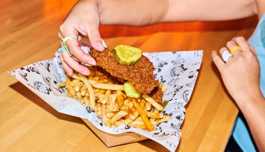 Pollo frito con wafles