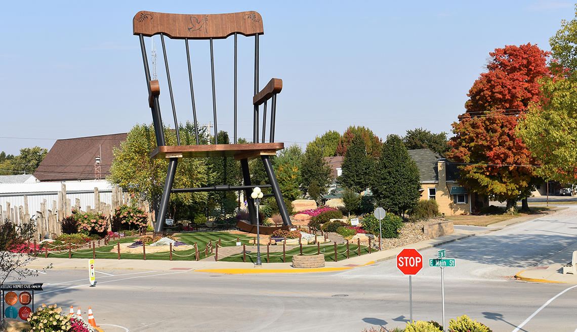 La mecedora más grande del mundo en Casey Illinois.